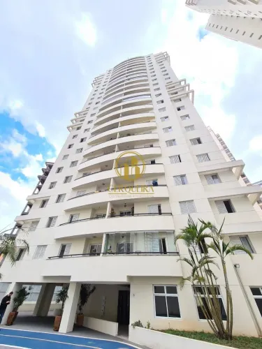 Locação na Mooca: 3 quartos, suíte, varanda com vista e lazer completo