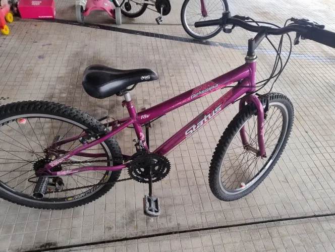 Bicicleta Aro 26 Status Belíssima 18 Marchas