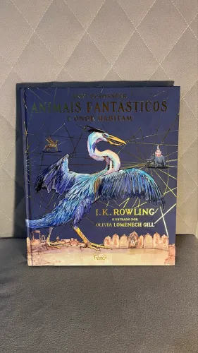 Livro ilustrado Animais Fantásticos e Onde Habitam