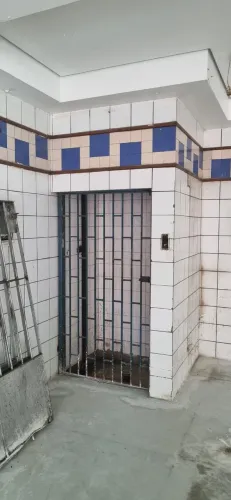 Elevador monta carga