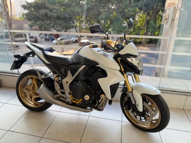 Cb 1000R - Cacule Motos