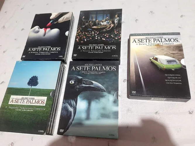 A Sete Palmos - Seriado - DVD - Completo