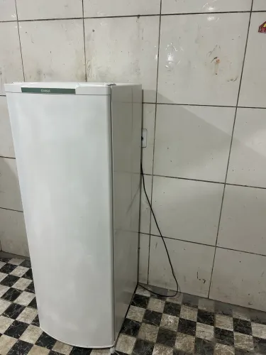 Geladeira cônsul comum.         Entrega gratuita 