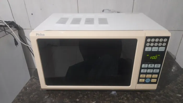 Micro-ondas semi novo