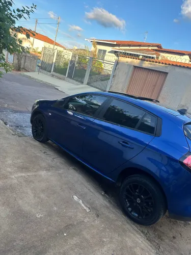 Fiat Bravo Essence 1.8 Flex 16V 5P 2013