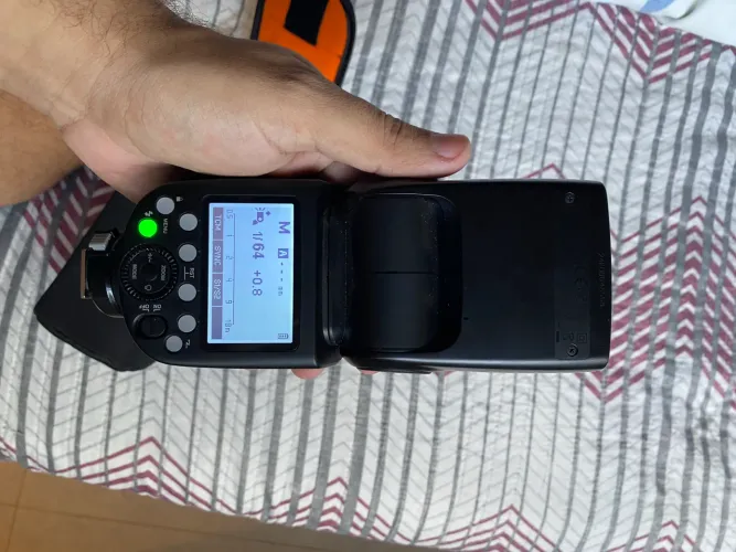 Flash Godox V860iii C Kit Para Canon