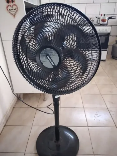 Vende-se ventilador de coluna