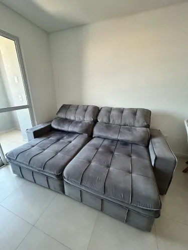 Sofá 2.40m retrátil e reclinável impecável!