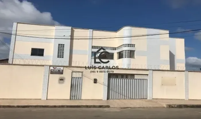VENDO Prédio residencial no Turu