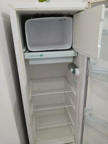 GELADEIRA CONSUL 1 PORTA - FUNCIONANDO PERFEITAMENTE