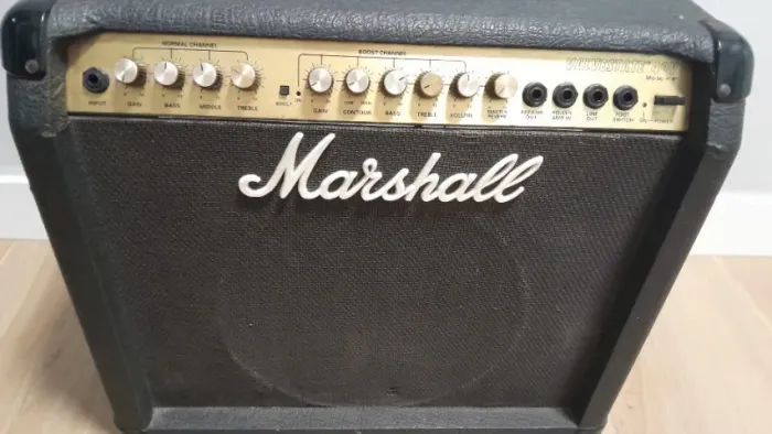 Amplificador Guitarra