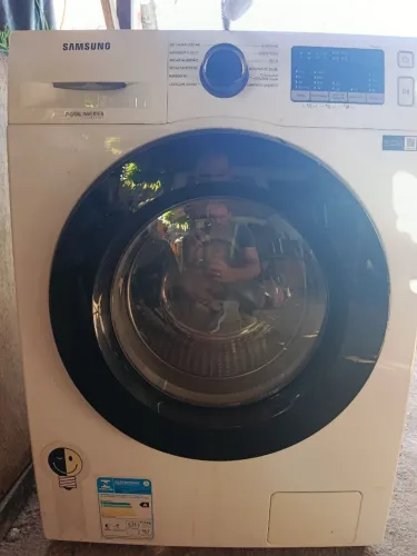Lava e seca Samsung wd11