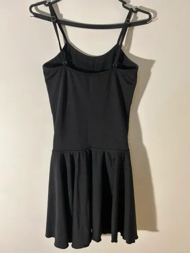 vestido preto soltinho