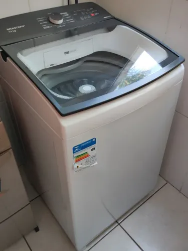Máquina de Lavar Brastemp 14kg em excelente estado de conservação