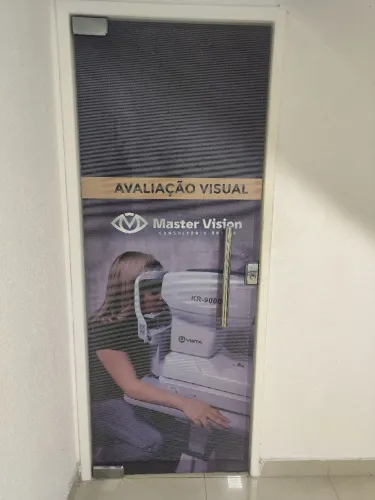 Alugo sala comercial primeiro andar empresarial Giaretta Rodrigues