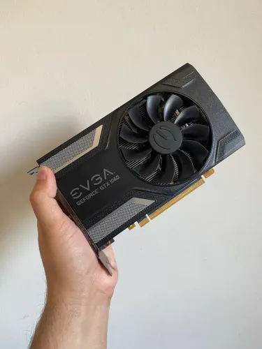 EVGA GeForce GTX 1060 3 Gb