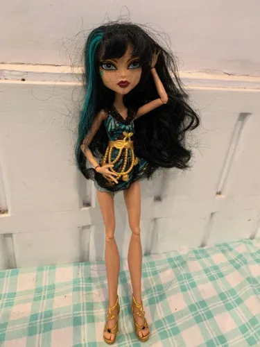 boneca monster high cleo de nile frights camera action