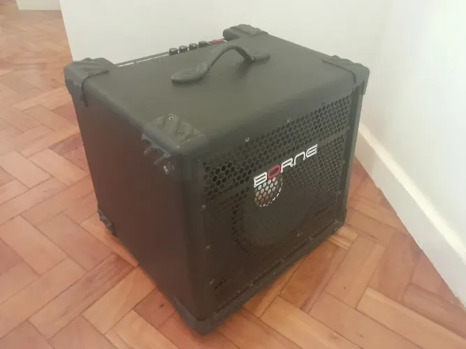 Amplificador Borne BTK 100 para teclado