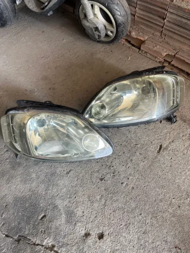 Farol fox originais 2004 a 2007