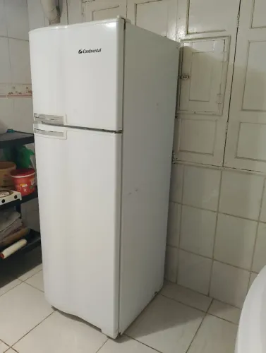 Geladeira continental. Obs. Parou de funcionar
