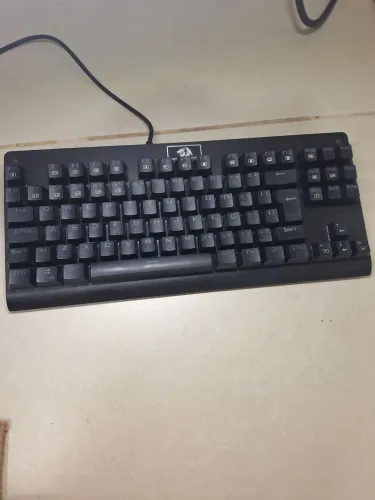 Teclado Mecânico Redragon Dark Avenger Switch Vermelho