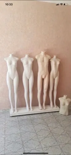 Manequins