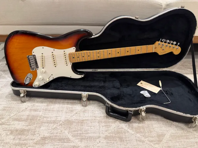Guitarra Fender American Standard Stratocaster 1997
