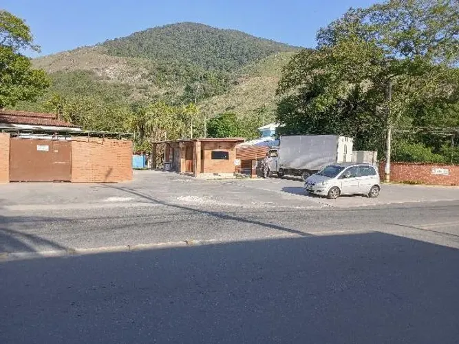 Oportunidade facilitada Prédio no Paraiso, Nova Iguacu - RJ, Nº 275, 3 quartos, 330m² | V