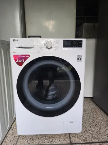 Vendo lava e seca lg 11kg CV50 entrego dou garantia e parcelo no cartão