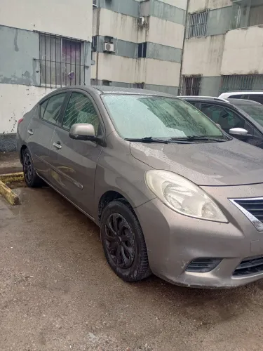 Nissan Versa SV 1.6 16V Flex Fuel 4P Mec. 2014