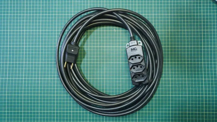 Extensão Elétrica Reforçada Cabo PP 2x2,5mm 10 metros 127/20V 10A