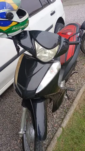 Vendo moto único dono