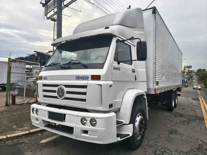 VW 23220 23.220 BAU E PLATAFORMA TROCA E FINANCIA
