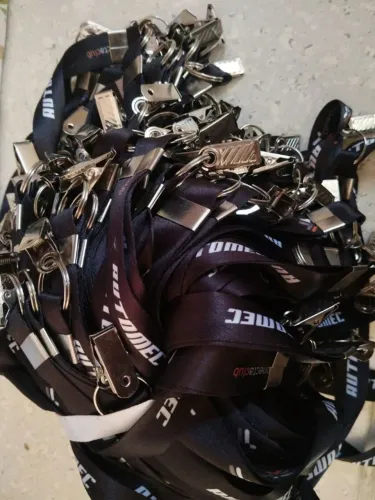 cordão para crachá automac preto kitcom 5 unidades