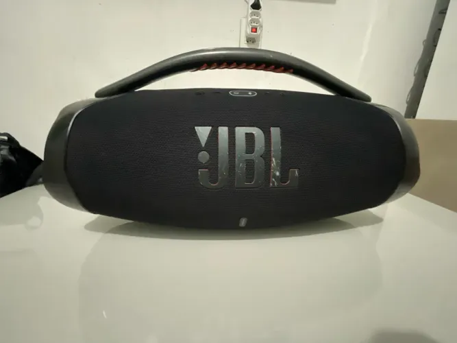 Bombox3