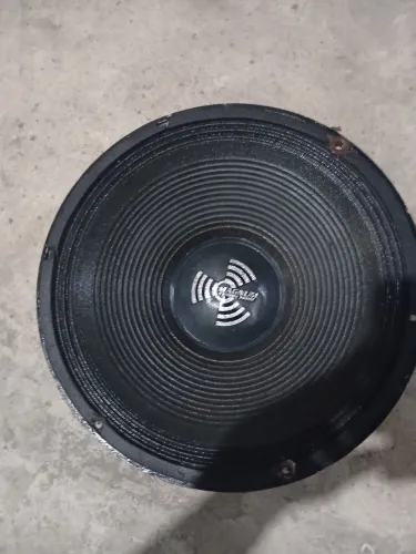 Alto falante de 15p da magnun de 600 rms