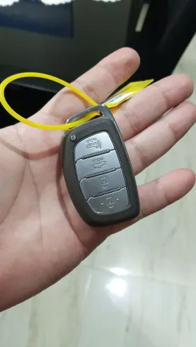 Vendo módulo central completo com chave, chicote, caixa de fusível...