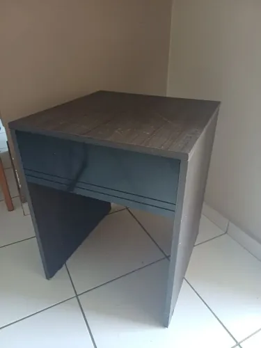 Mesa de cabeceira 