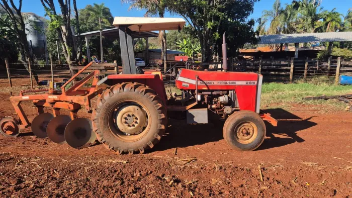 Massey Ferguson 265 *