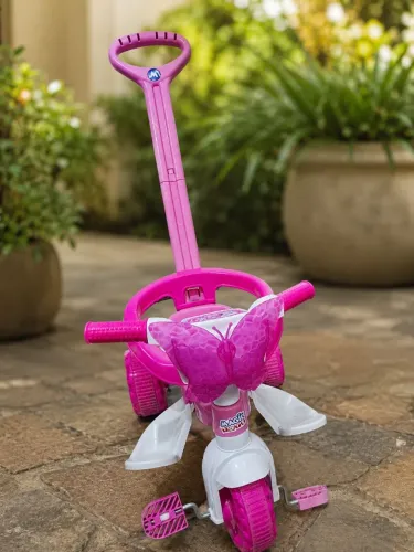 Triciclo Infantil Magic Toys com Empurrador - Rosa