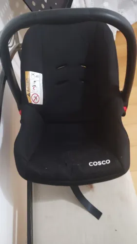 Vendo bebê conforto com pouco uso por apenas 80,00 . Passo cartão.