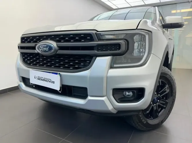 Ford Ranger Black 2.0 4X2 CD TB Diesel Aut. 2025