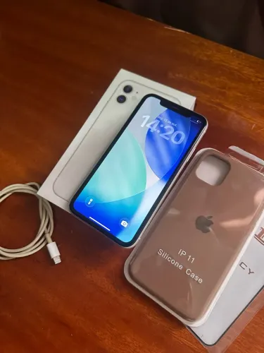 iPhone 11 128 gb impecável