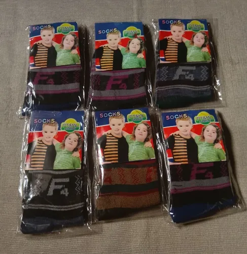 6 pares de meias infantis unissex numeração 23 a 30/ 2 a 6 anos 