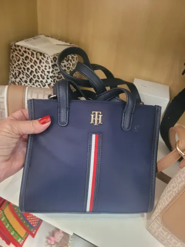 Bolsa de ombro tomy h