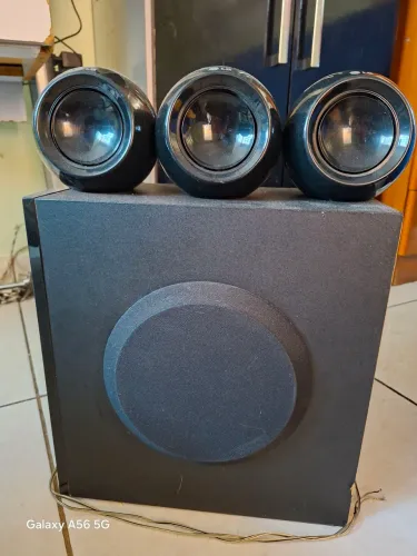 Caixas de som subwoofer