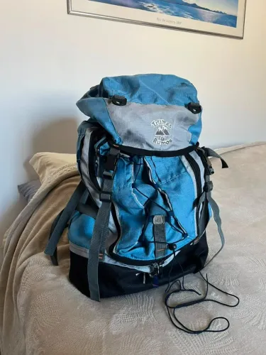 Mochila de Trilha 75L Trilhas e Rumos