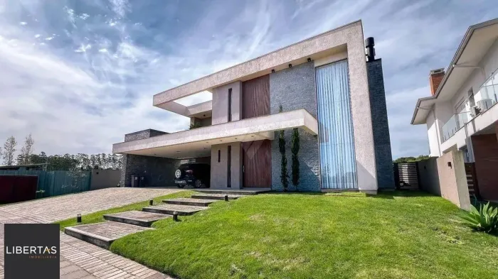 Casa de Condomínio em Prado Bairro-Cidade (Barro Vermelho)