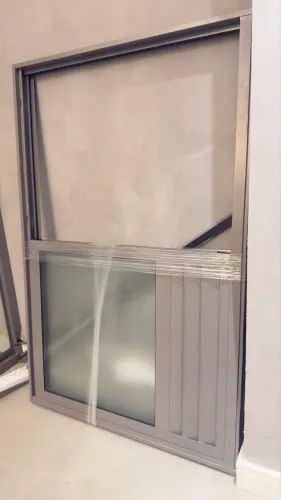 Janela de correr duas folhas