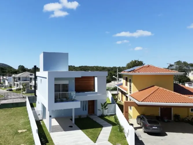 Casa Nova com 4 dorm no Ilha do Francês Rio Vermelho